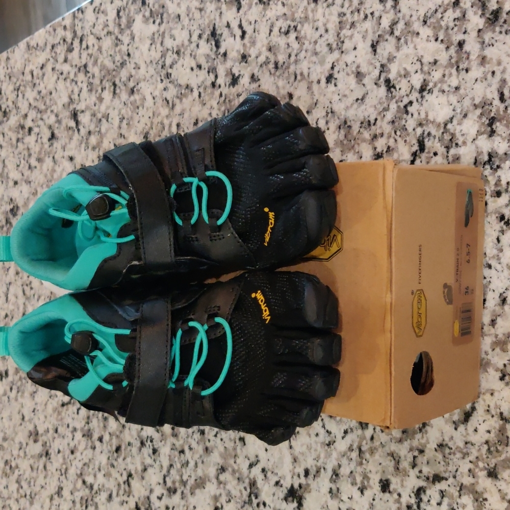Vibram Five-finger V-Train 2.0
